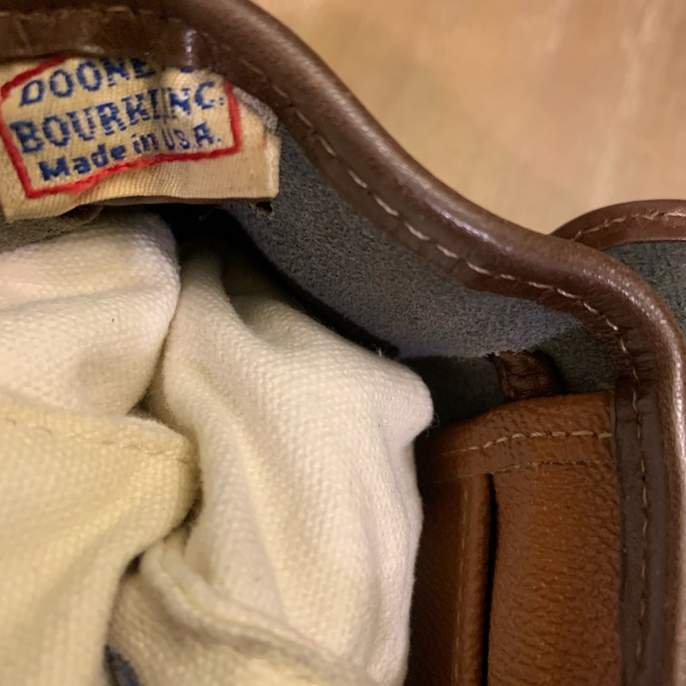 Vintage Dooney & Burke Crossbody bag Y2K Vibes - Picture 3 of 10